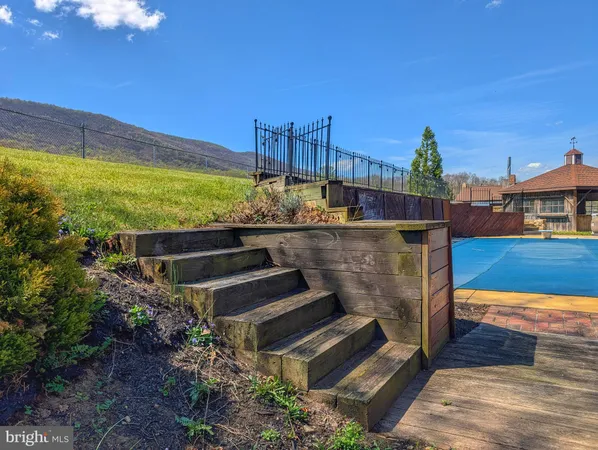 $389,000 | 2679 Raystown Road, Hopewell, PA 16650