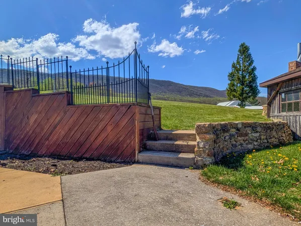 $389,000 | 2679 Raystown Road, Hopewell, PA 16650