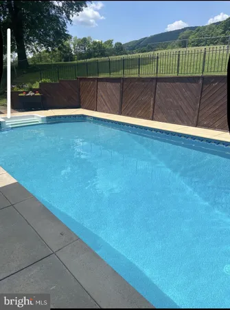 $389,000 | 2679 Raystown Road, Hopewell, PA 16650