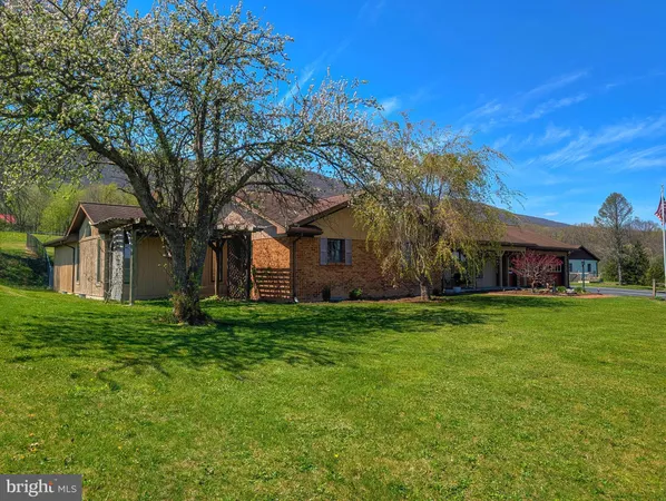 $389,000 | 2679 Raystown Road, Hopewell, PA 16650