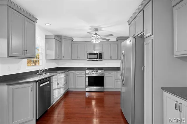 $219,900 | 213 Lexington Drive, Fairview Heights, IL 62208