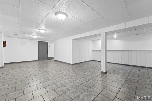 $219,900 | 213 Lexington Drive, Fairview Heights, IL 62208