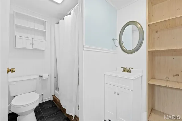 $219,900 | 213 Lexington Drive, Fairview Heights, IL 62208