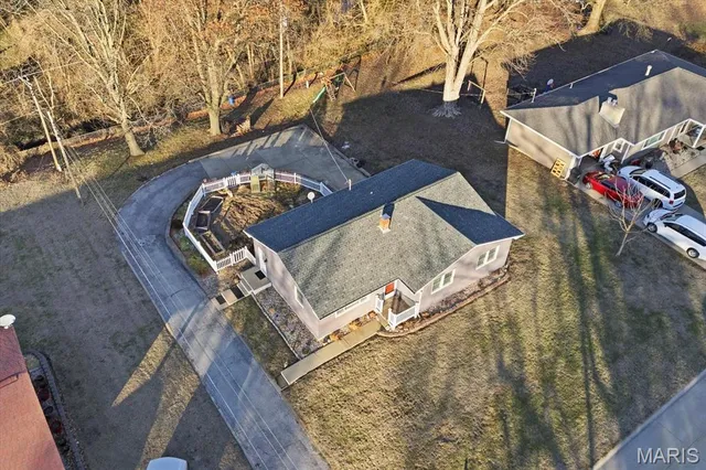 $219,900 | 213 Lexington Drive, Fairview Heights, IL 62208