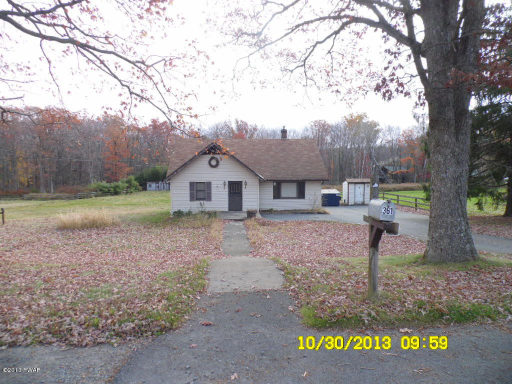 361 Rt 590 Greeley, PA 18425 - Photo 13 of 34
