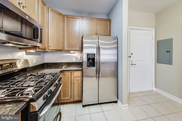 $1,900 | 8045 Newell Street, Unit 108, Silver Spring, MD 20910