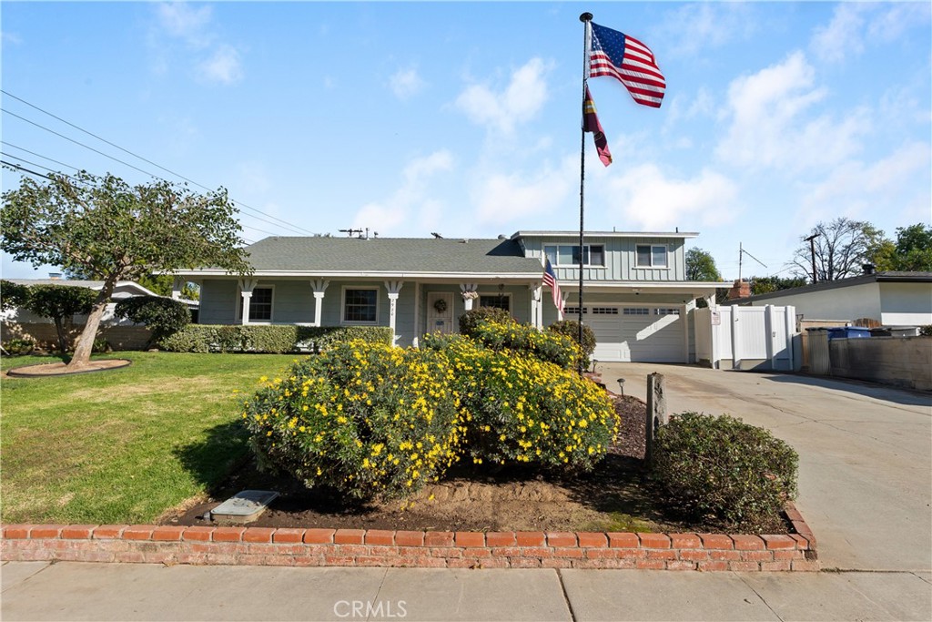 2920 Cheyenne Road Riverside, CA 92506 - Photo 2 of 31