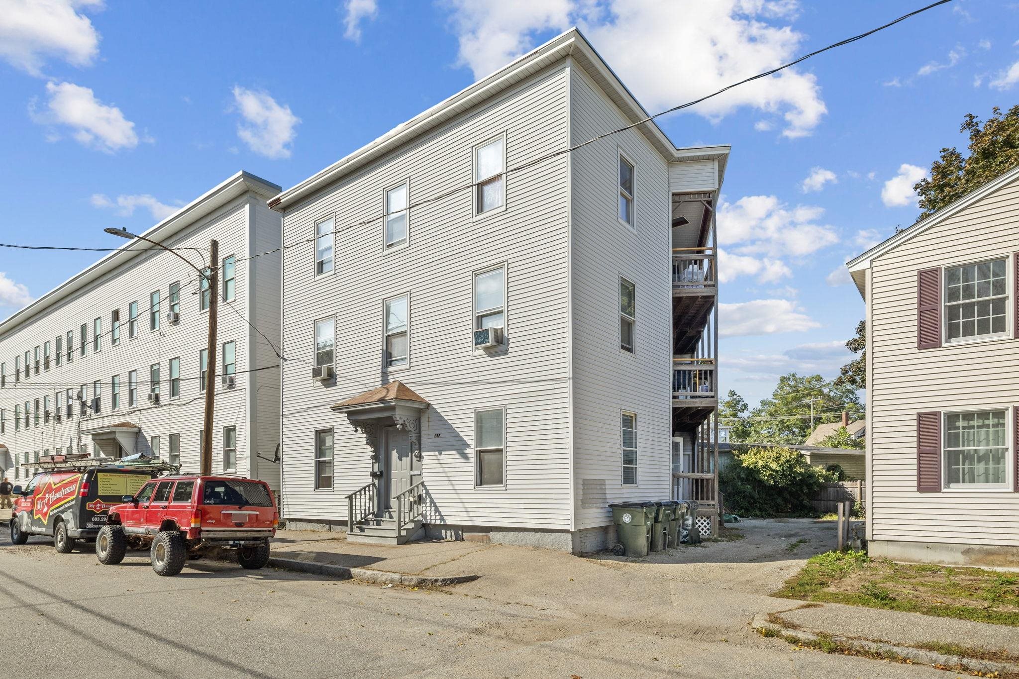 252 East High Street Manchester, NH 03104 - Photo 1 of 9