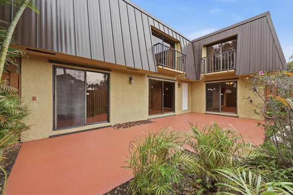 $288,000 | 6520 Southeast Windsong Lane, Unit 728, Stuart, FL 34997