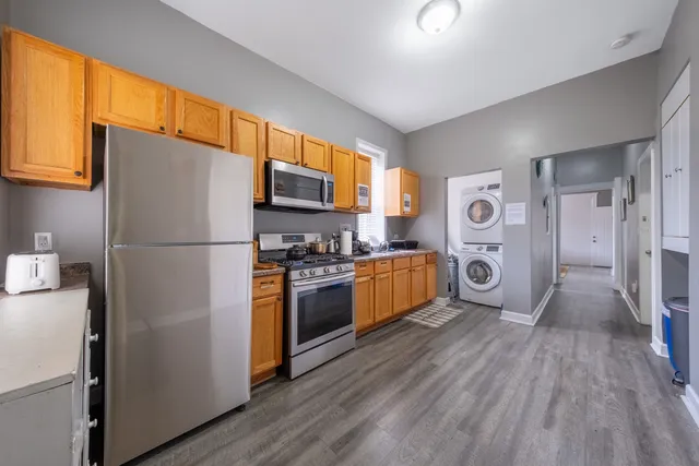 $499,222 | 209 South Albany Avenue, Chicago, IL 60612