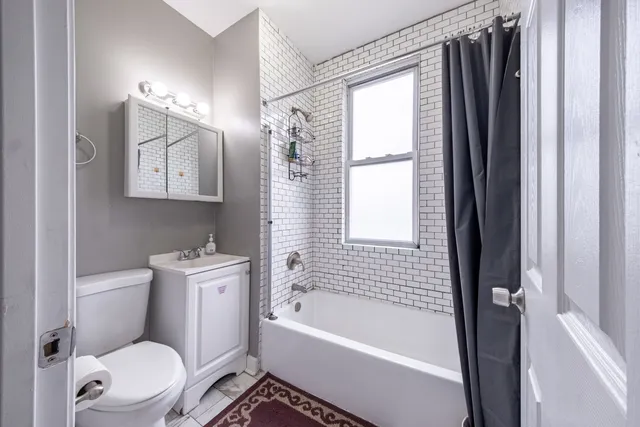 $499,222 | 209 South Albany Avenue, Chicago, IL 60612