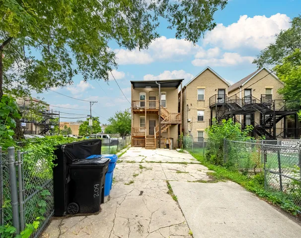 $499,222 | 209 South Albany Avenue, Chicago, IL 60612