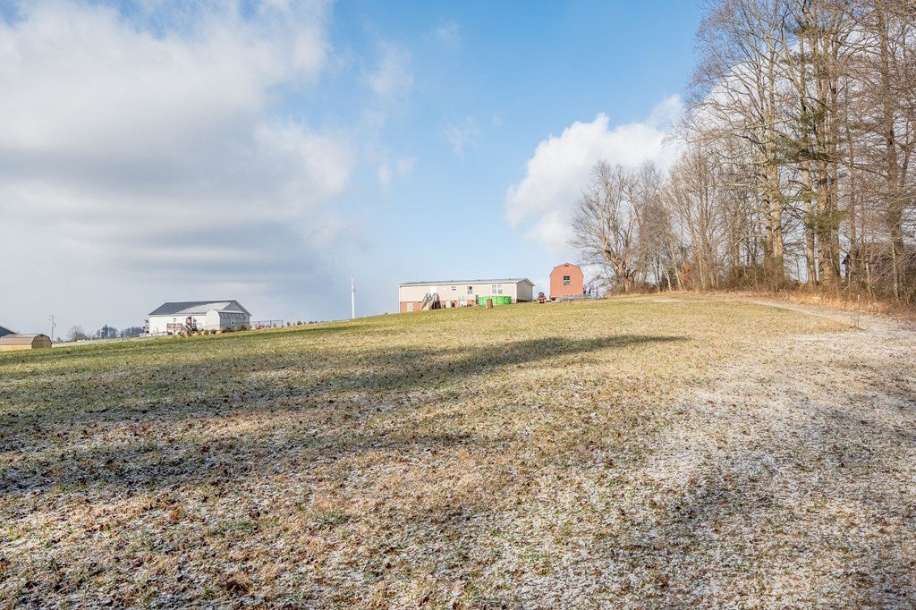 308 Maple Shade Road Laurel Fork, VA 24352 - Photo 34 of 36 Gallery Image 34