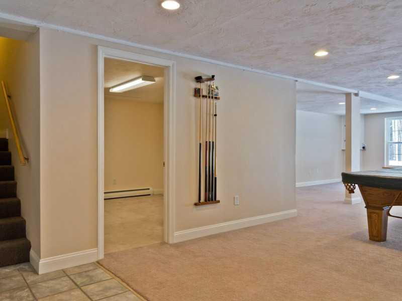 23 Rock Ridge Run Cumberland Center, ME 04021 - Photo 29 of 35 Den/Family/Great Room. Finished...