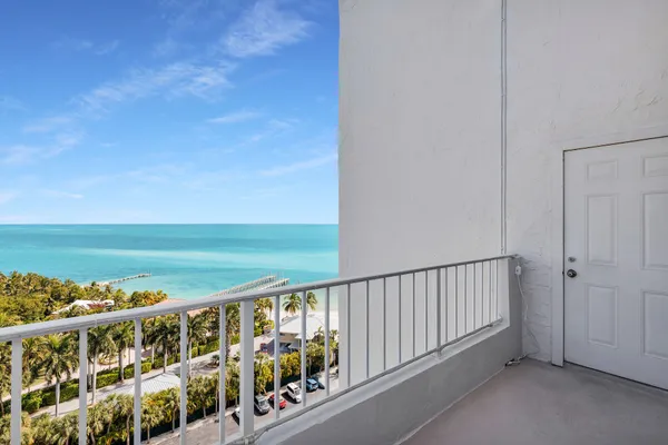 a bathroom with a sink vanity and a mirror