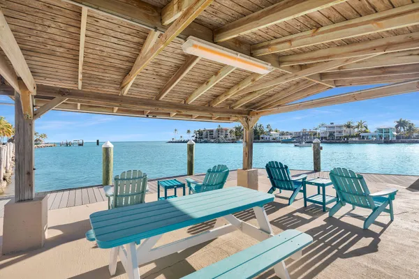 $1,175,000 | 2000 Coco Plum Drive, Unit 1403, Marathon, FL 33050