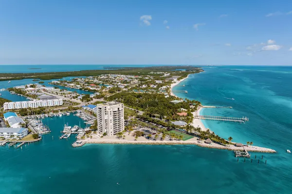 $1,175,000 | 2000 Coco Plum Drive, Unit 1403, Marathon, FL 33050