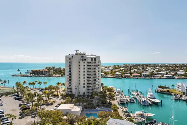$1,175,000 | 2000 Coco Plum Drive, Unit 1403, Marathon, FL 33050