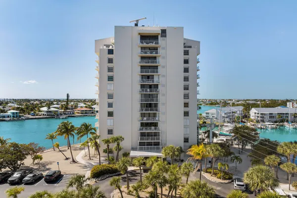 $1,175,000 | 2000 Coco Plum Drive, Unit 1403, Marathon, FL 33050