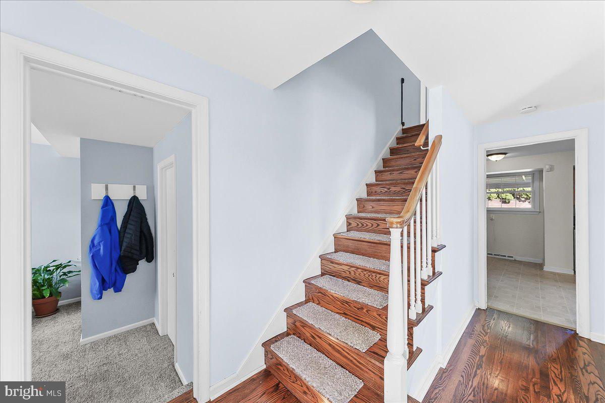 513 Beatty Road Springfield, PA 19064 - Photo 6 of 40