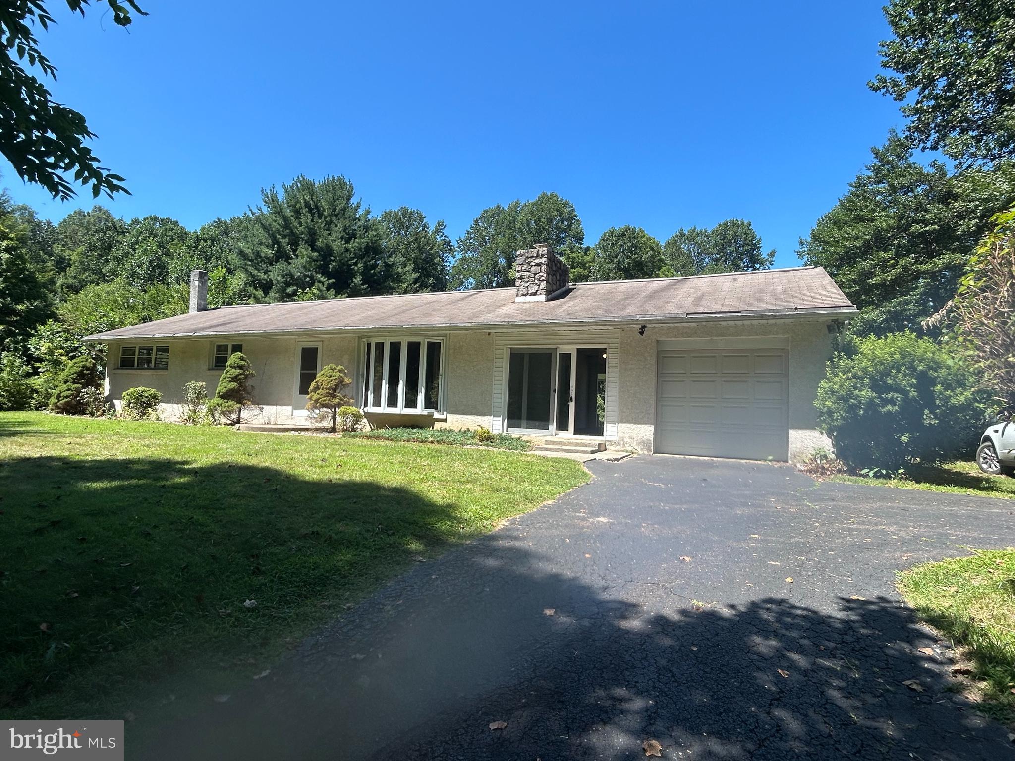563 Rock Run Road Pottstown, PA 19465 - Photo 1 of 17 Gallery Image 1