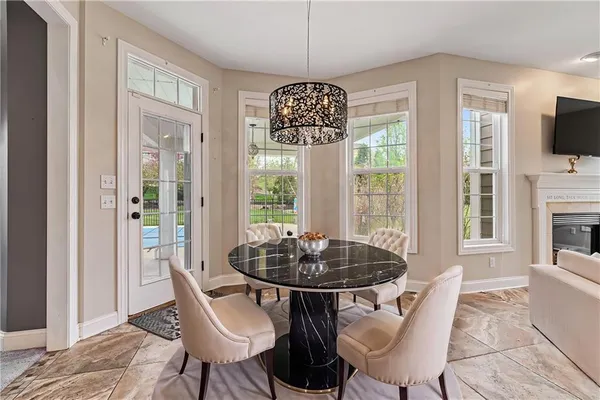 $699,000 | 613 Raleigh Drive, Greensburg, PA 15601