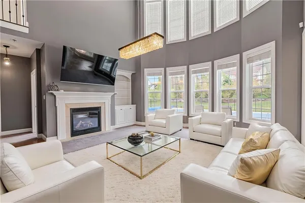 $699,000 | 613 Raleigh Drive, Greensburg, PA 15601