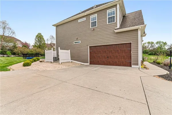 $699,000 | 613 Raleigh Drive, Greensburg, PA 15601