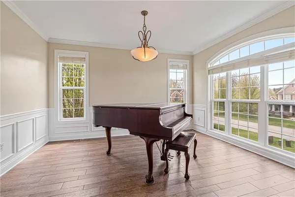 $699,000 | 613 Raleigh Drive, Greensburg, PA 15601