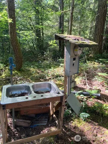 $230,000 | 830 North Potlatch Drive, Hoodsport, WA 98548