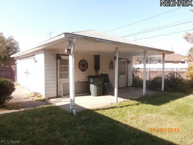 9614 Biddulph Road Cleveland, OH 44144 - Photo 3 of 11 Gallery Image 3
