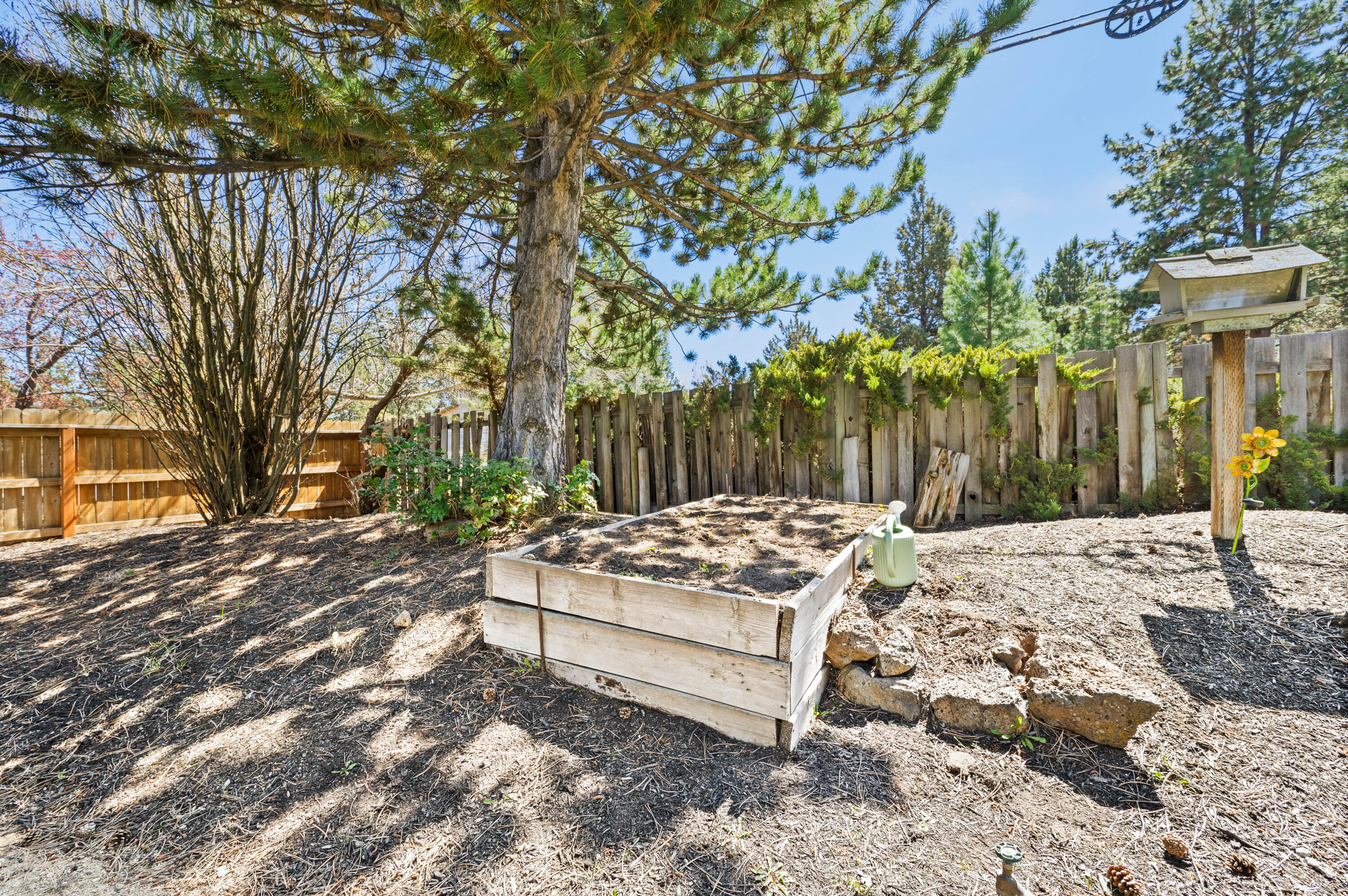 61207 Travis Road Bend, OR 97702 - Photo 44 of 48 Raised garden bed.
