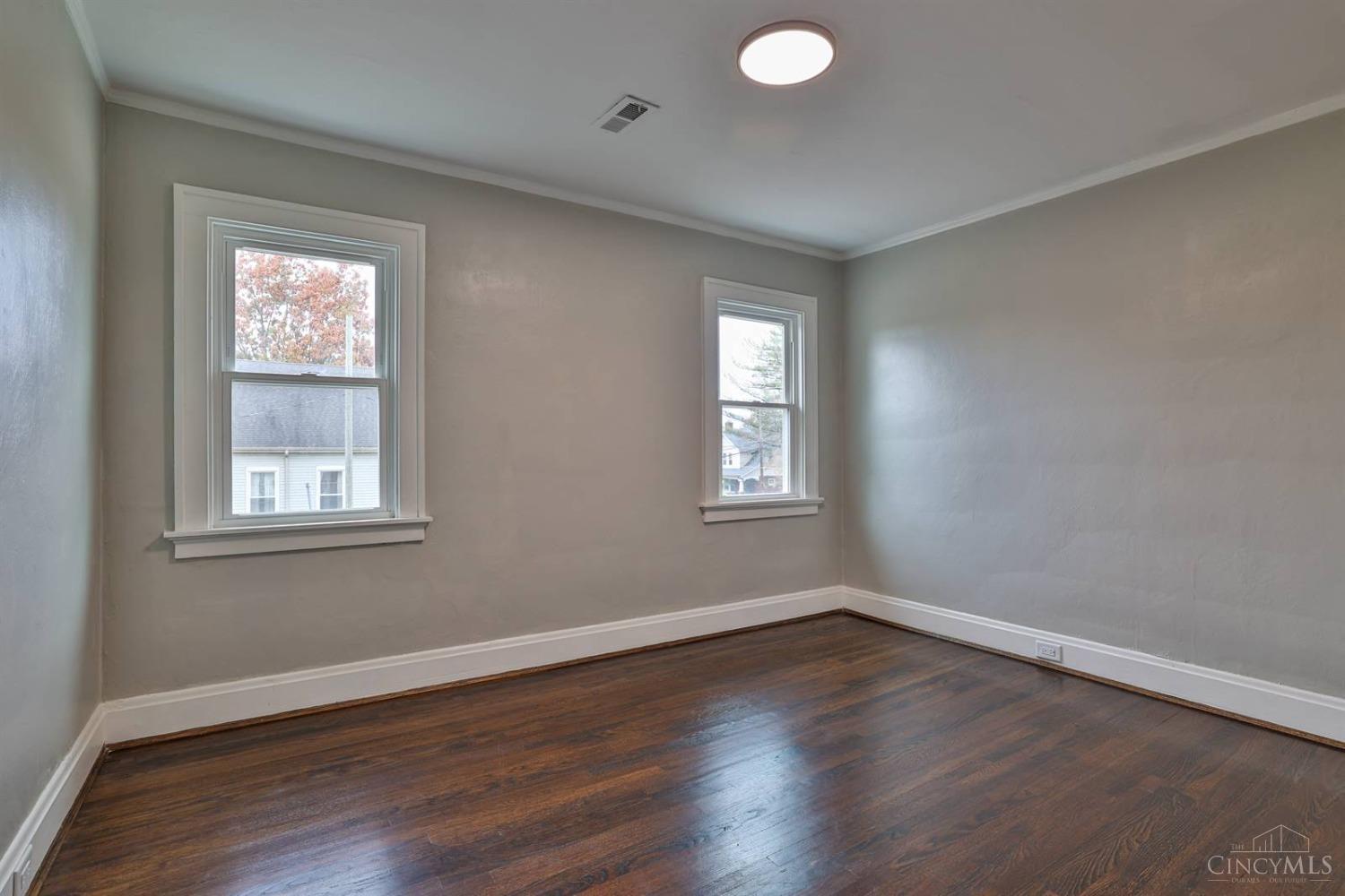 4100 Watterson Street Cincinnati, OH 45227 - Photo 40 of 47