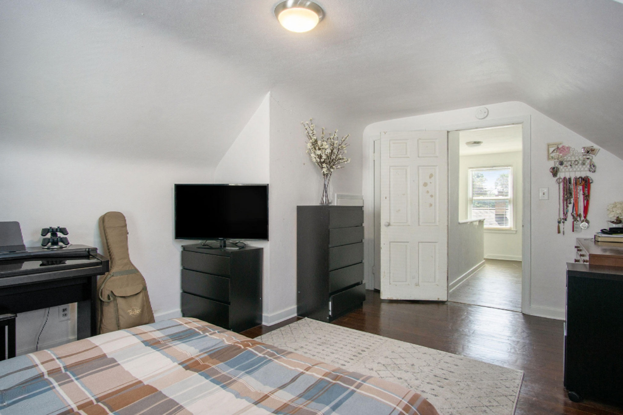 1377 Cornell Road Muskegon, MI 49441 - Photo 25 of 36 Bedroom 3.2