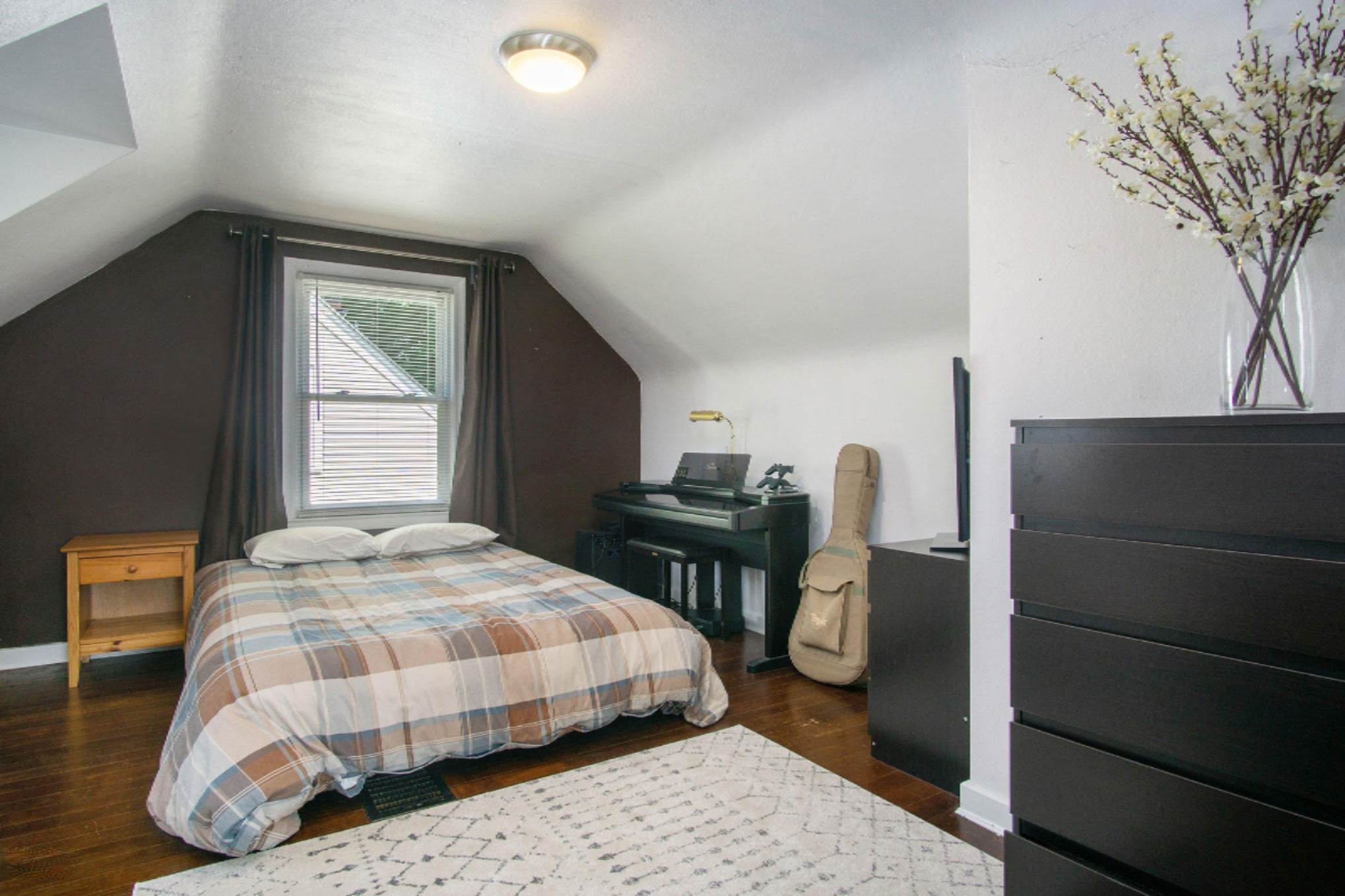 1377 Cornell Road Muskegon, MI 49441 - Photo 26 of 36 Bedroom 3.3