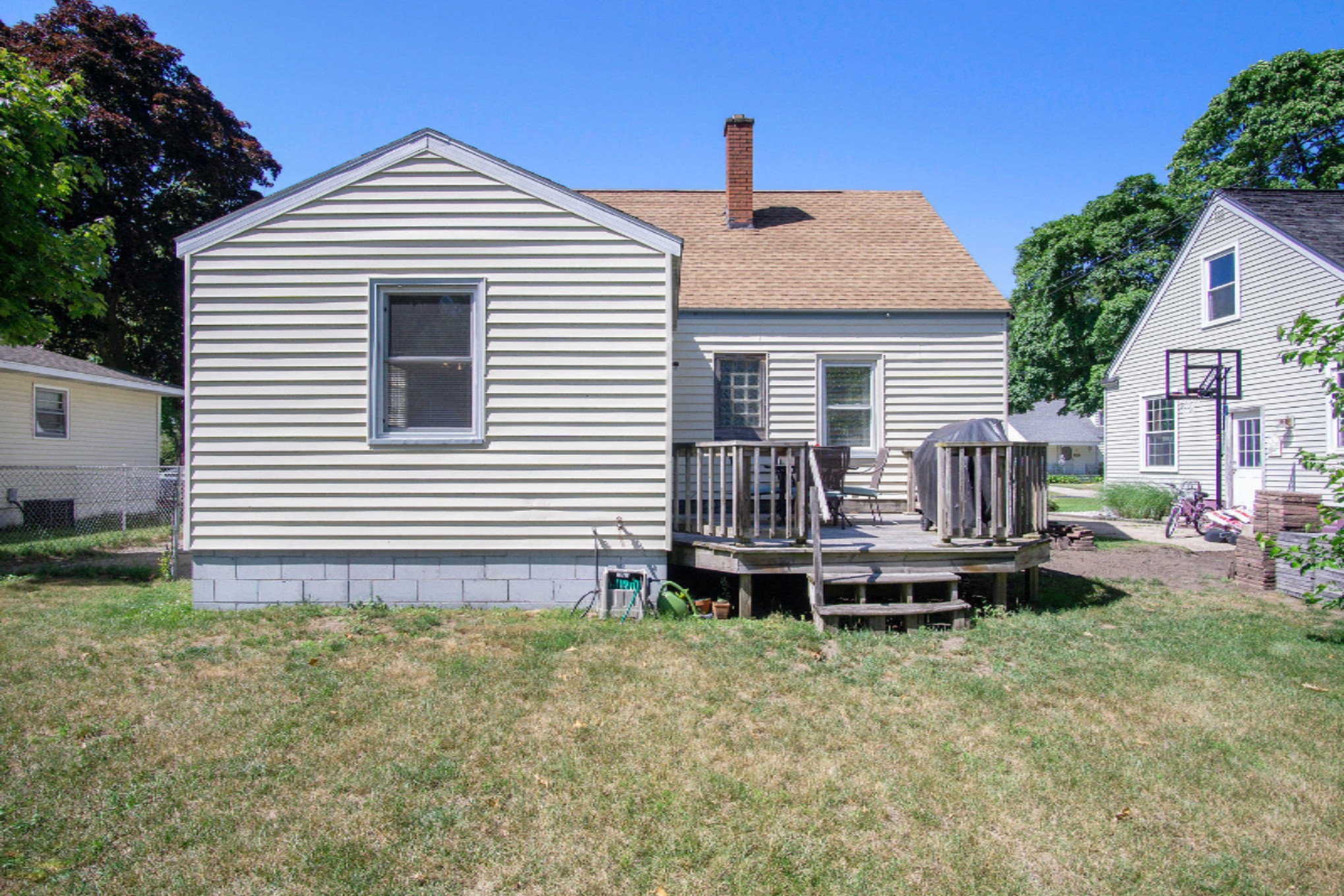 1377 Cornell Road Muskegon, MI 49441 - Photo 35 of 36 Backyard 1