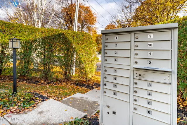 $1,900 | 1112 Western Avenue, Unit 4, Albany, NY 12203