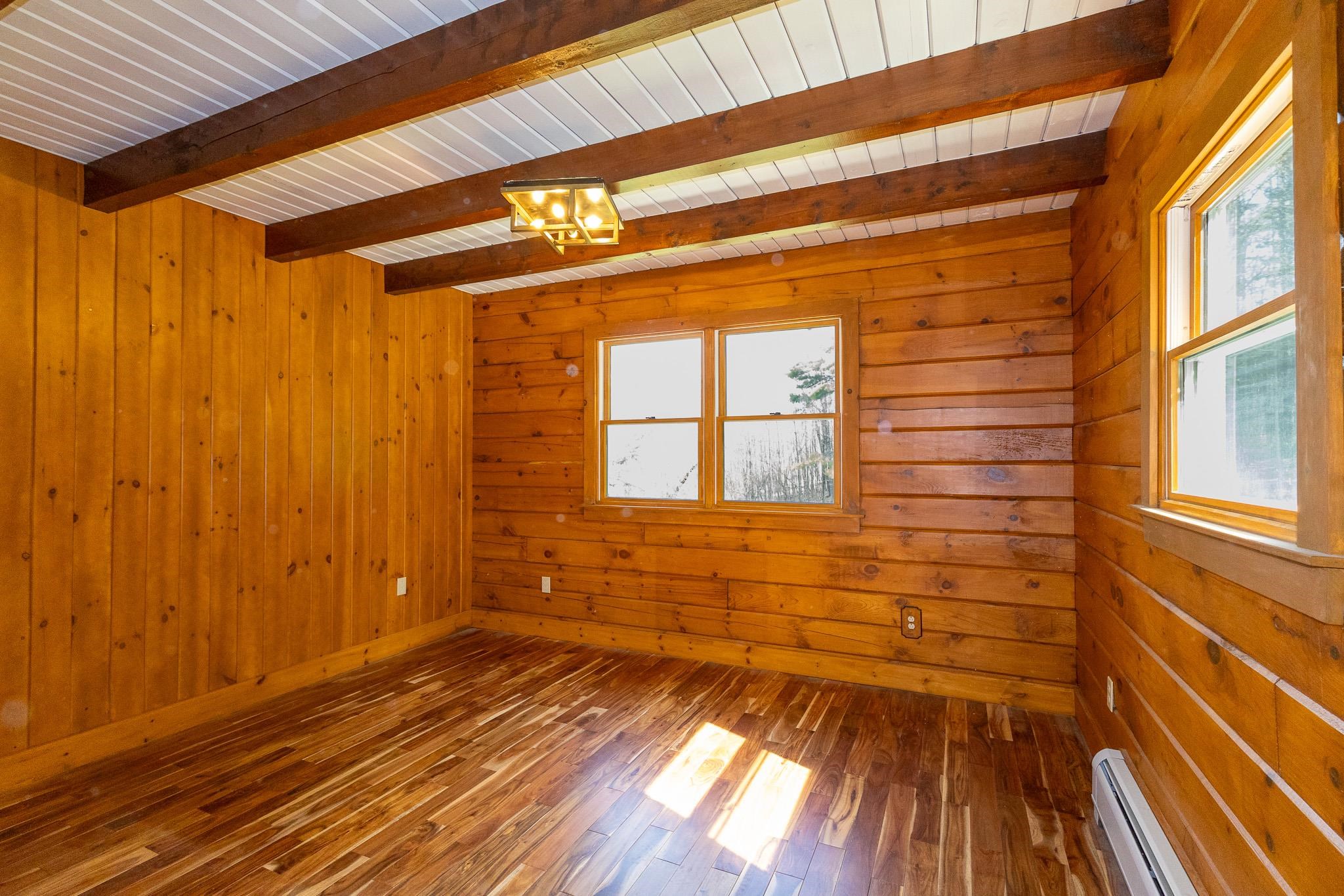 1209 Wildlife Road Hartford, VT 05001 - Photo 17 of 51