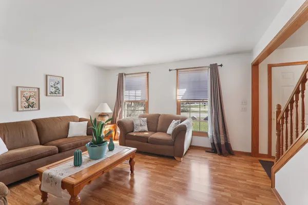 $389,000 | 13500 Lavergne Avenue, Crestwood, IL 60418