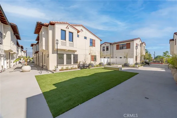 $3,250 | 170 North New Avenue, Unit 2, Monterey Park, CA 91755