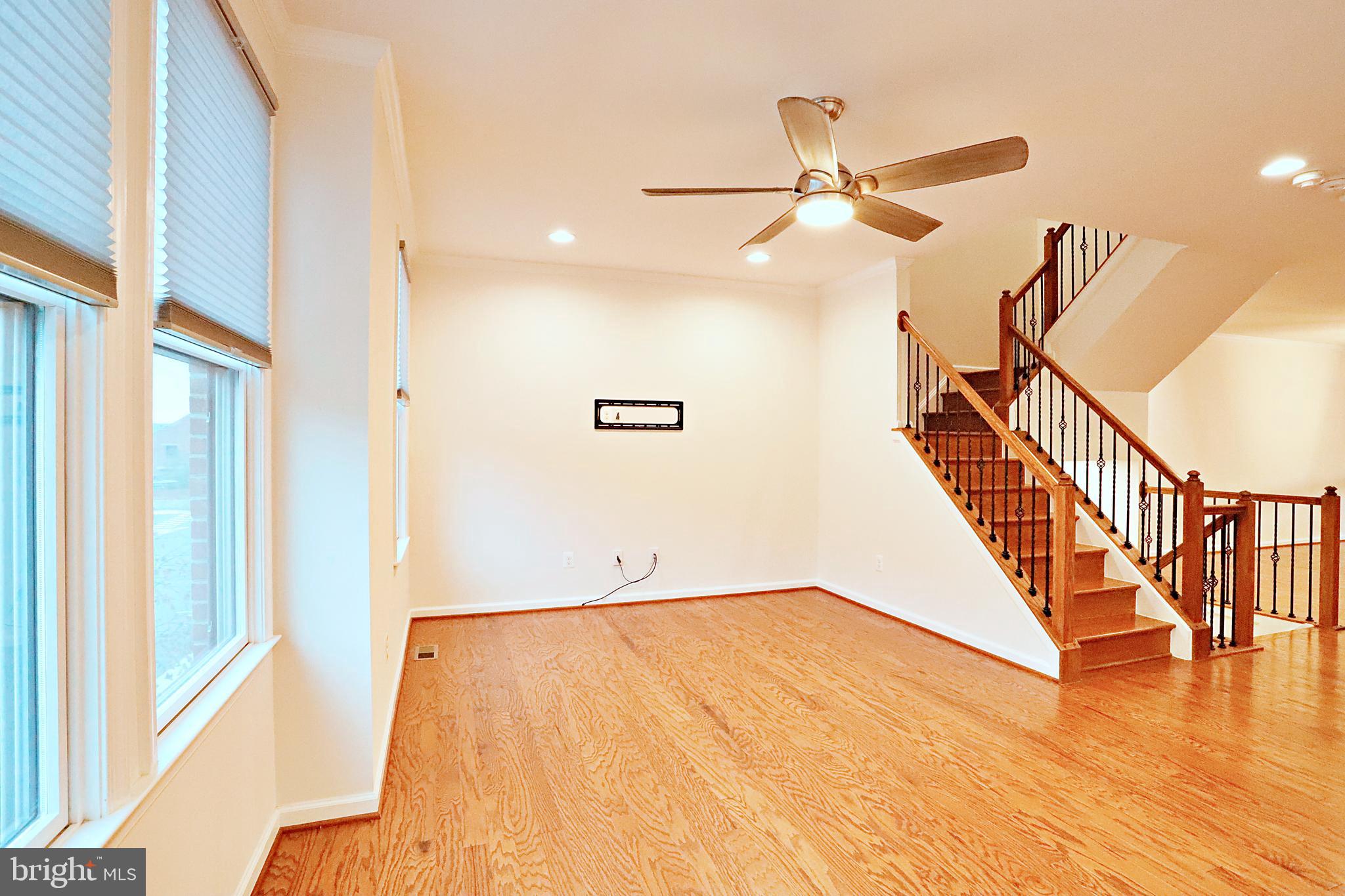 9158 Power House Road Lorton, VA 22079 - Photo 10 of 37