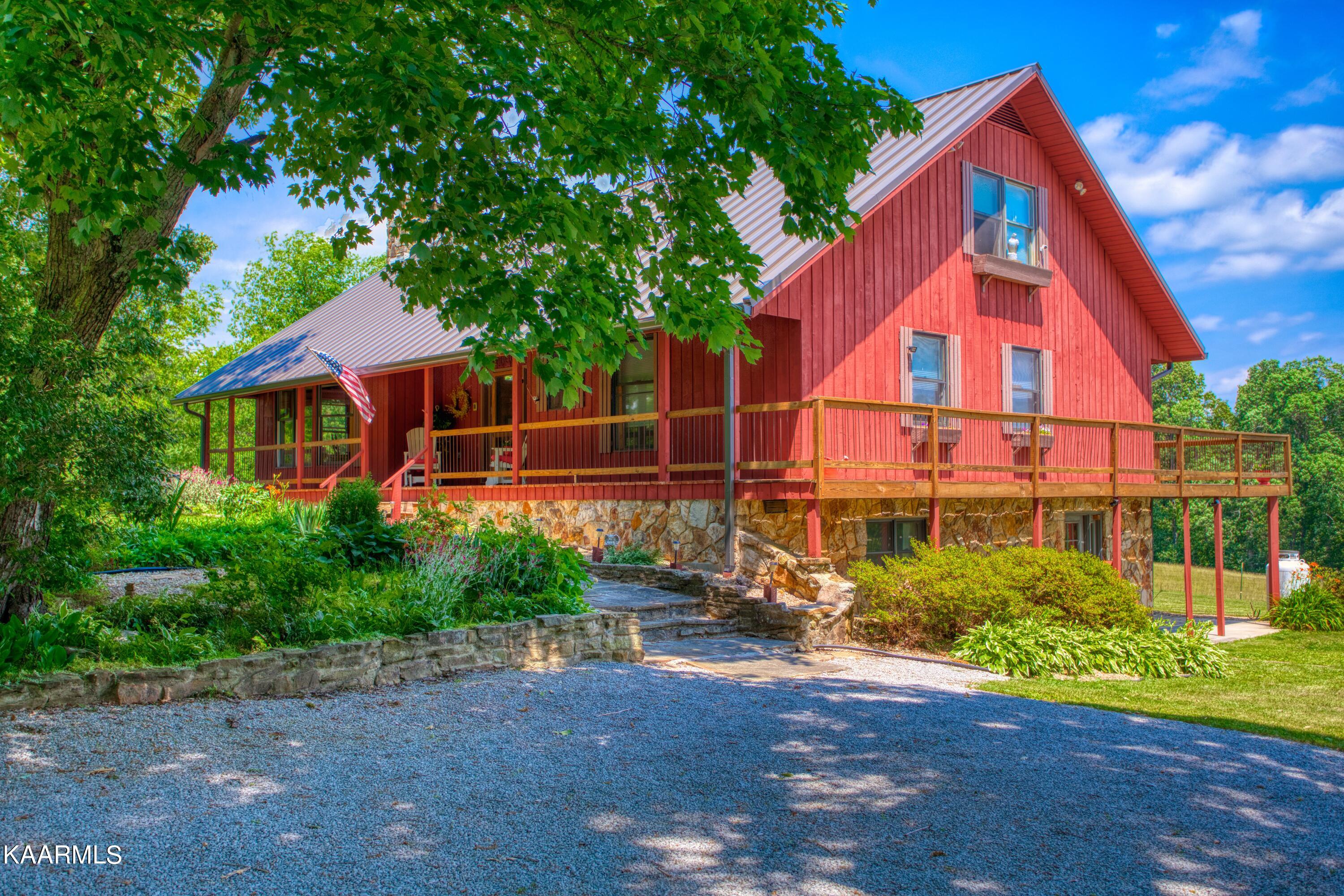 1650 West Lake Road Sparta, TN 38583 - Photo 1 of 1 EK3A1797