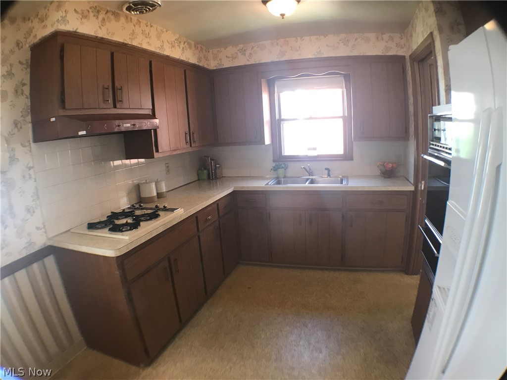 9709 David Road Garfield Heights, OH 44125 - Photo 9 of 17