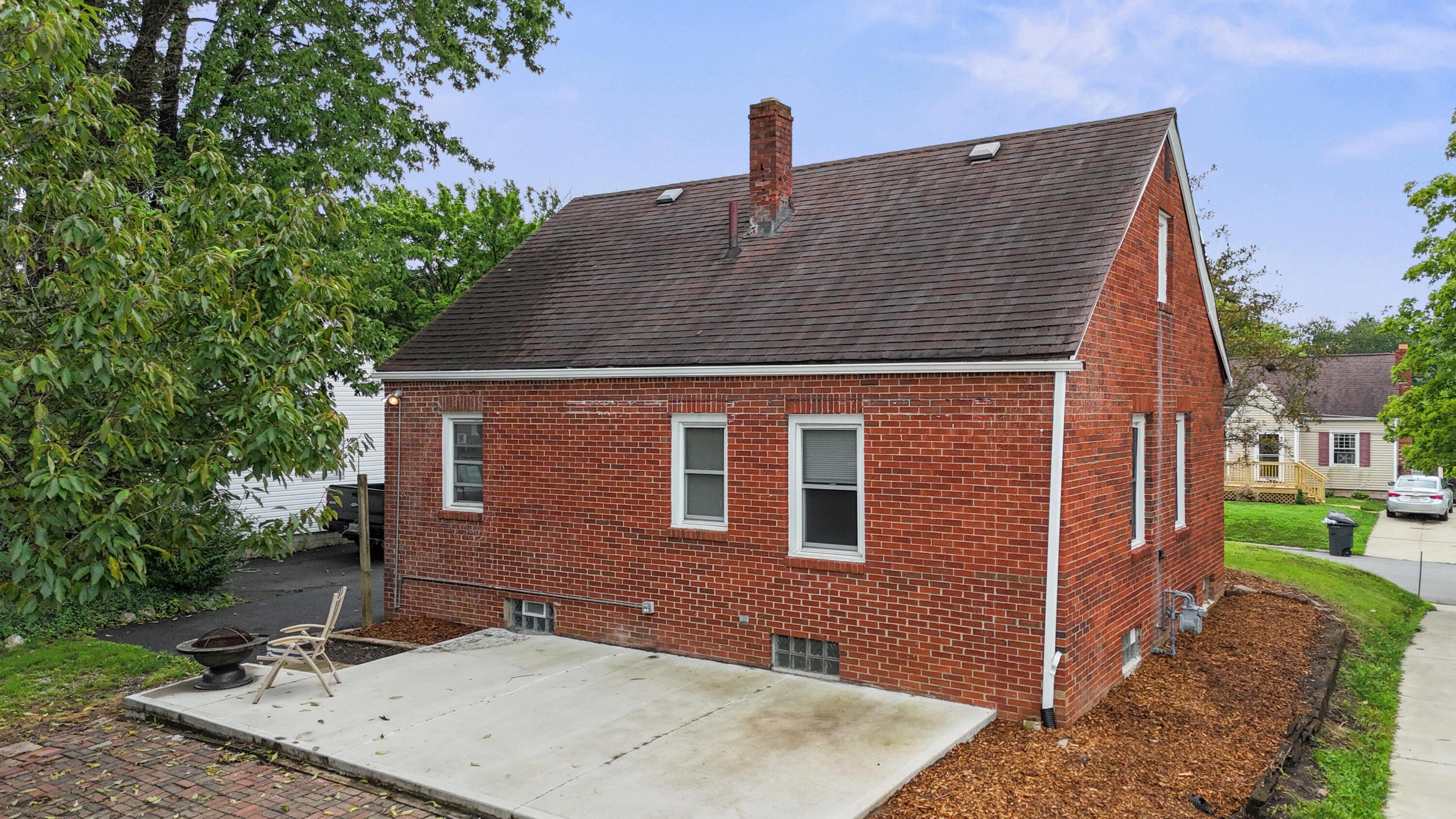 223 Reform Street Mansfield, OH 44902 - Photo 26 of 29 23