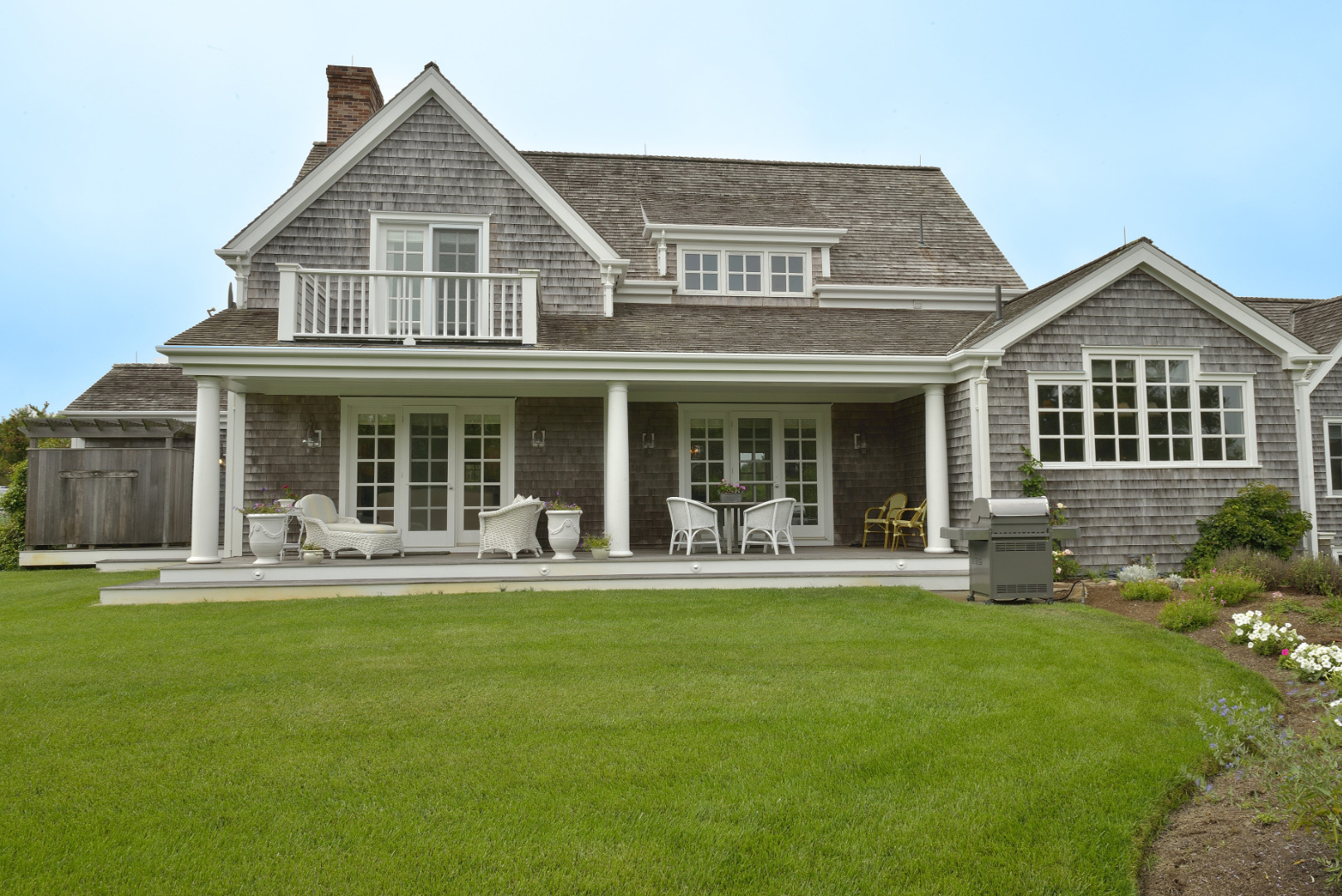 17 Wannacomet Road Nantucket, MA 02554 - Photo 1 of 36 Rear view