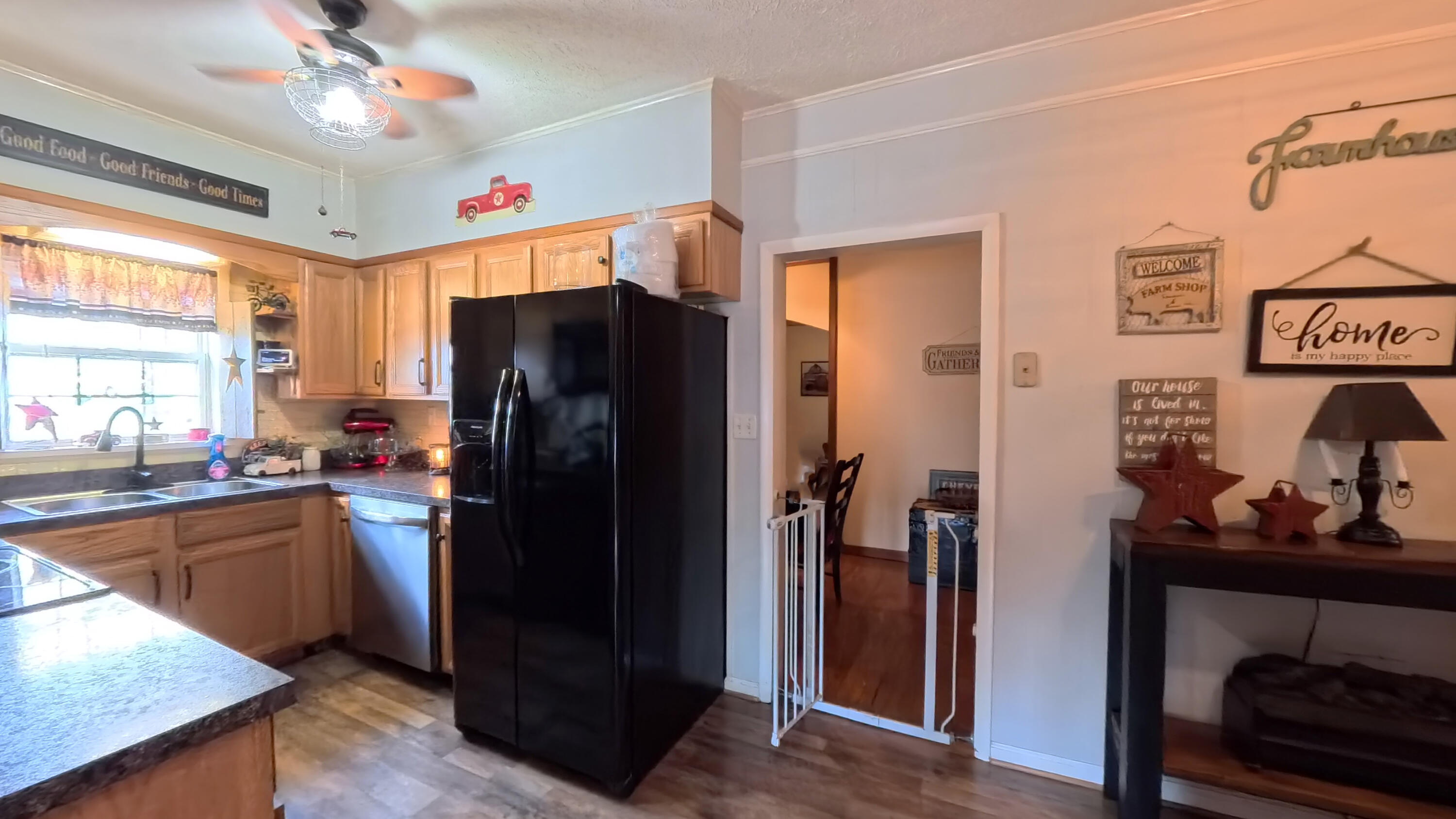 413 Elm Street Ravenna, KY 40472 - Photo 15 of 42 The appliances stay with the house!