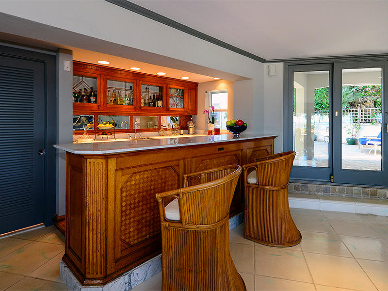 150 Redwing Road Tavernier, FL 33070 - Photo 19 of 37 Custom Bar