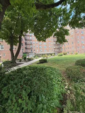 $235,000 | 84-50 169th Street, Unit 508 | Jamaica Hills