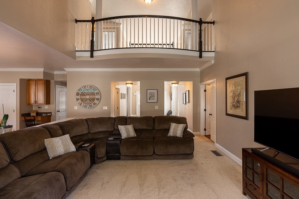 56 Hancock Road Franklin, MA 02038 - Photo 12 of 42 Gallery Image 12