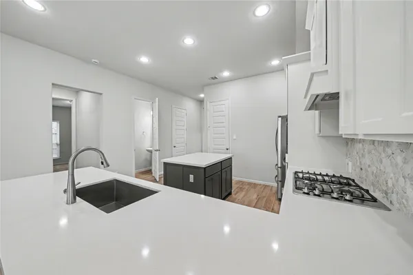 $2,600 | 31527 Splitting Willow Lane, Fulshear, TX 77441